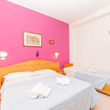 Hotel Arlino ريميني المظهر الخارجي الصورة