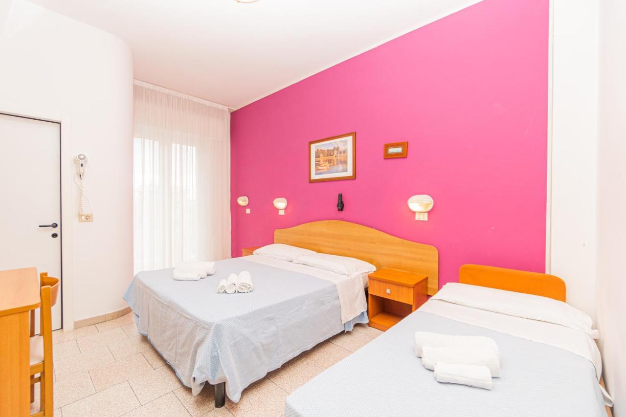 Hotel Arlino ريميني المظهر الخارجي الصورة