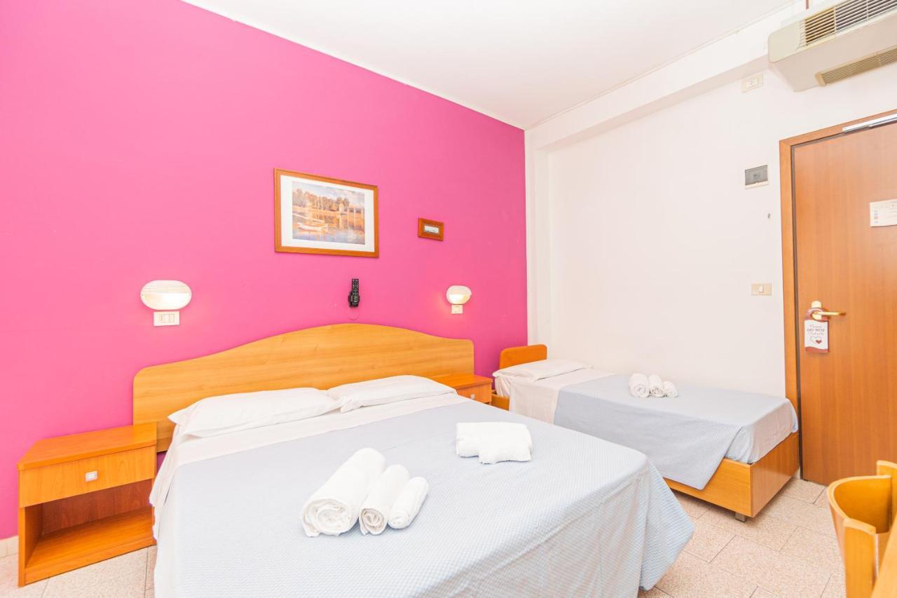Hotel Arlino ريميني المظهر الخارجي الصورة