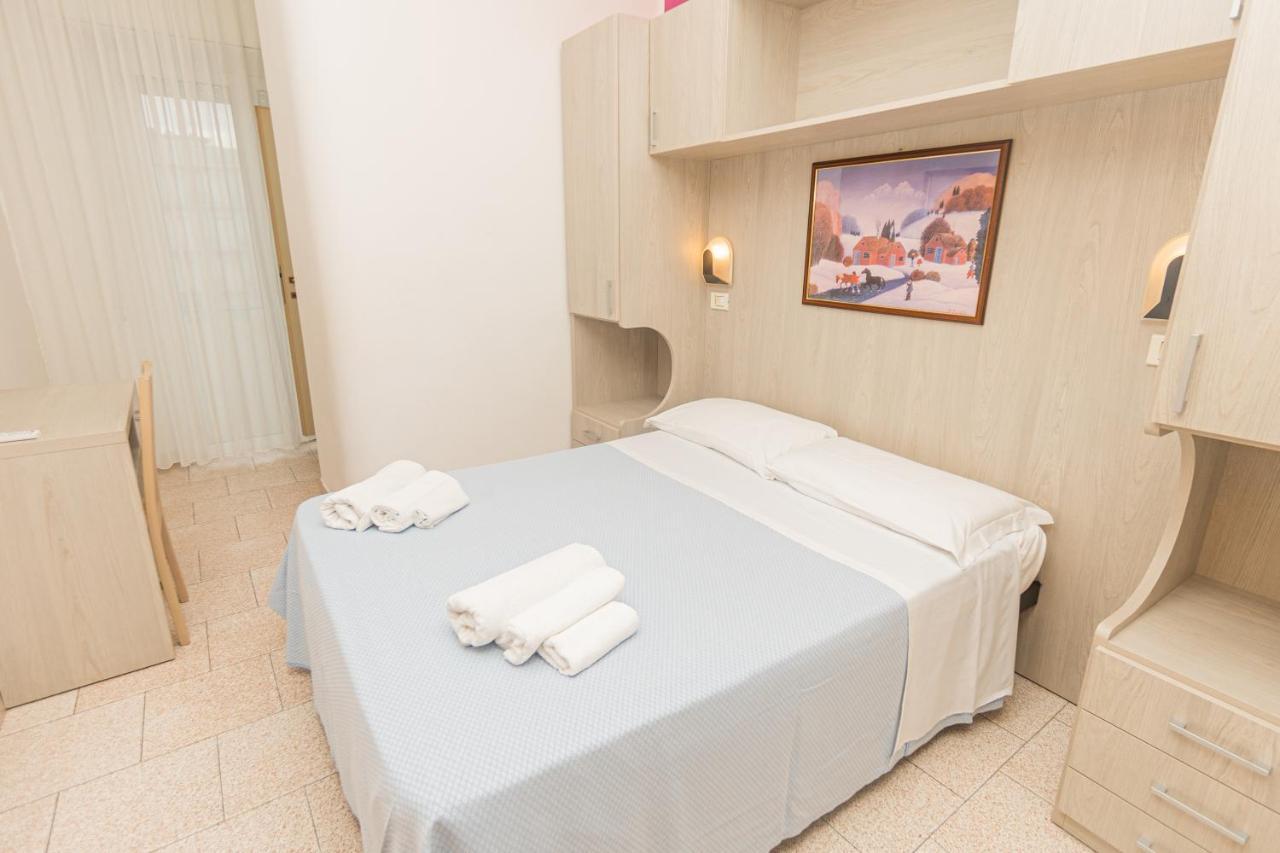 Hotel Arlino ريميني المظهر الخارجي الصورة